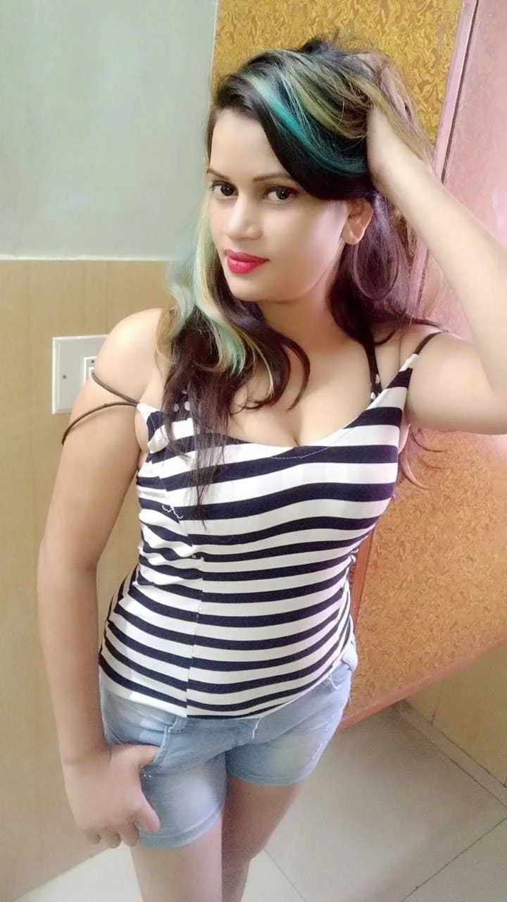 Sexy independent escort girl in Noida provide complete service to your satisfaction