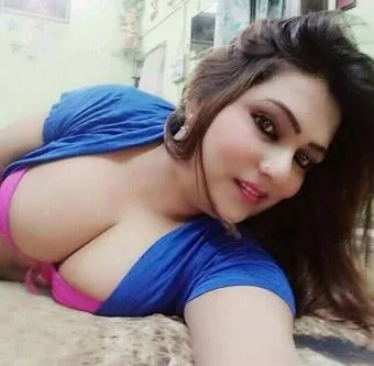 A Newly Married Escort Girl in Noida Who Prefer Slow Meetings in Sector 75